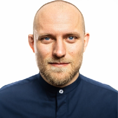 Interview – SaaS-SEO: So gewinnen Software-Anbieter Sichtbarkeit und Leads Joel Burghradt